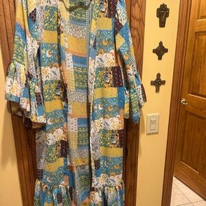 Patchwork Floral ruffled kimono